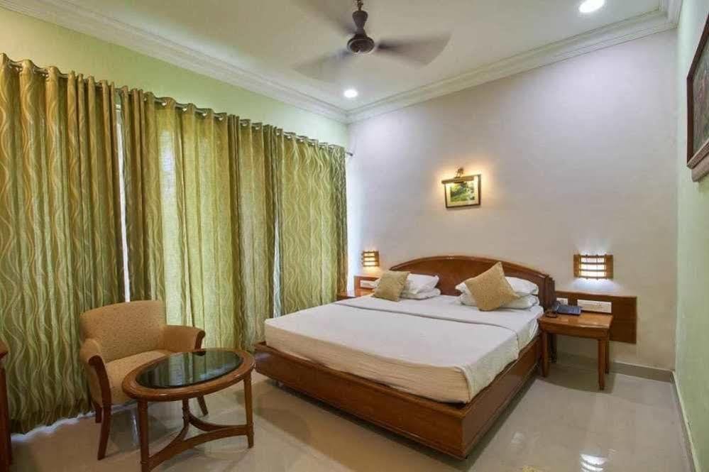 Ktdc Aranya Nivas Thekkady Hotel Kumily Exterior foto